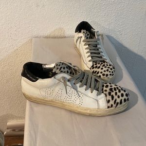 P448 John sneakers size 39 cheetah print